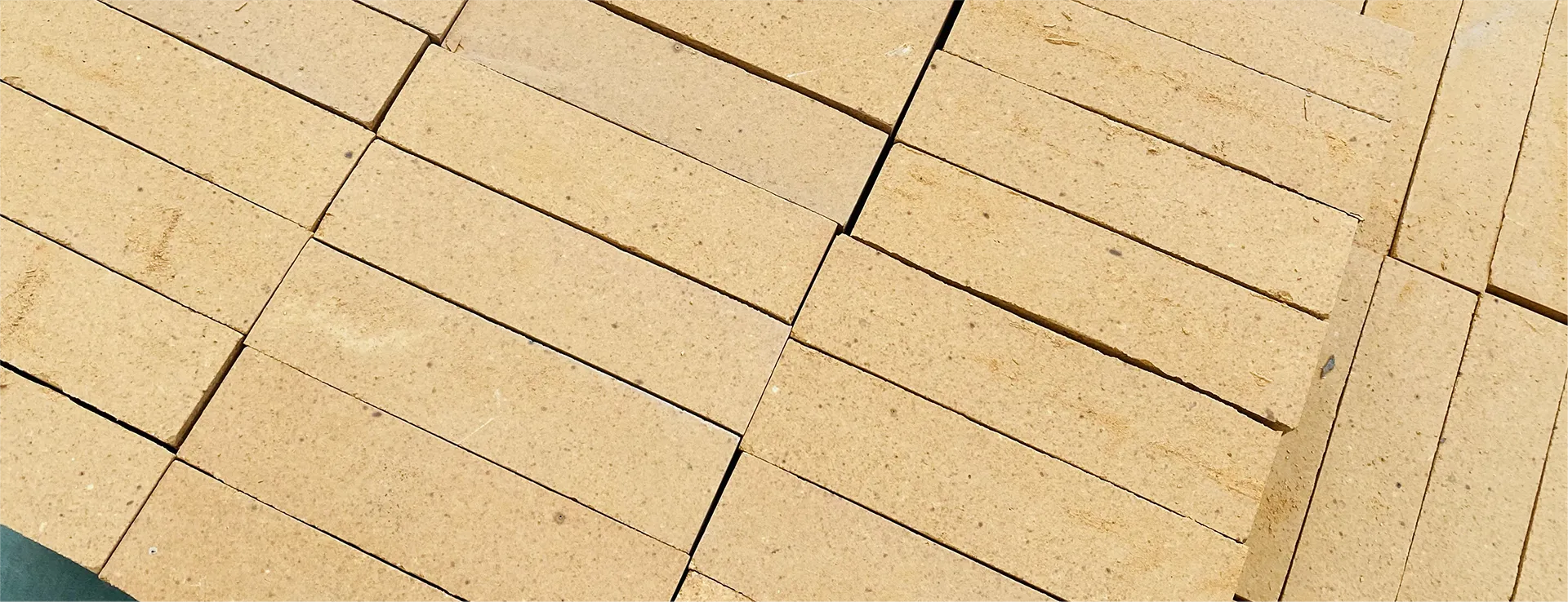 High Alumina Refractory Brick Banner