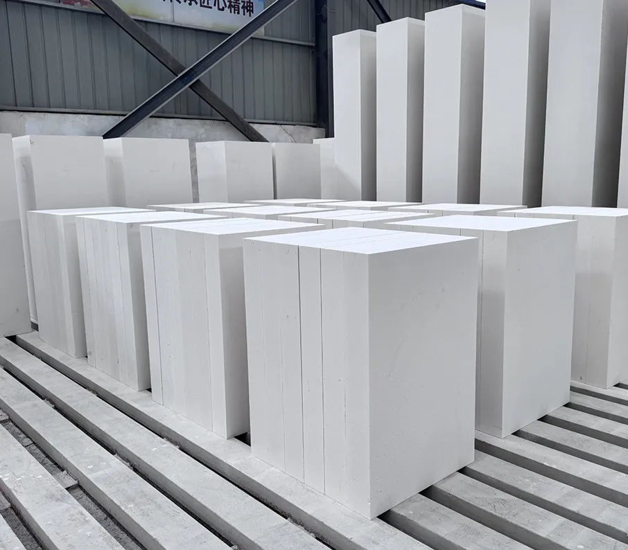 Fused-Cast Corundum Bricks