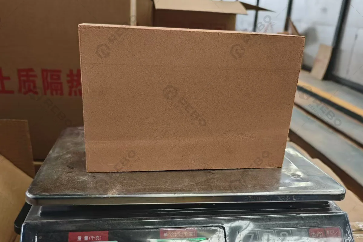 Customize Width of Lightweight Insulation Bricks