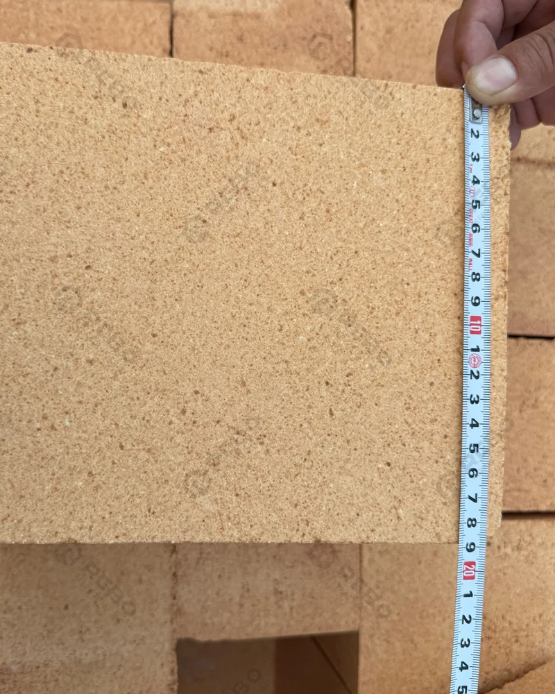 Inspection-of-55-Alumina-Kiln-Car-Brick